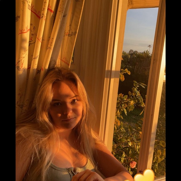 Meet your Posher, Margo - Picture 1 of 1